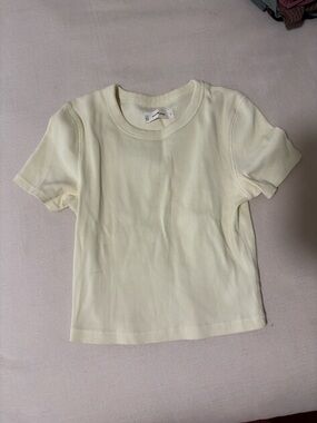 Everlane basic yellow tshirt
